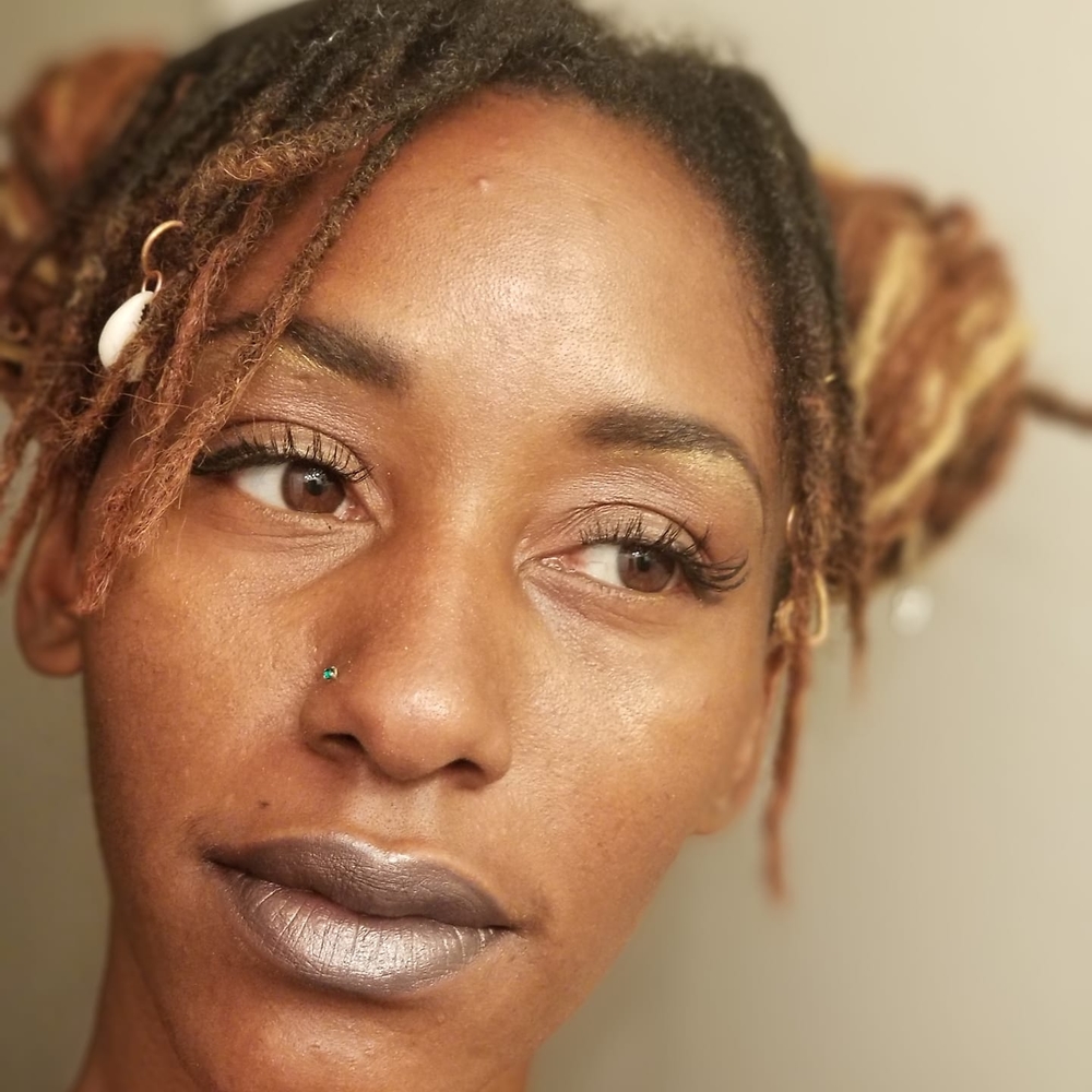 Meet your Posher, Nieasha